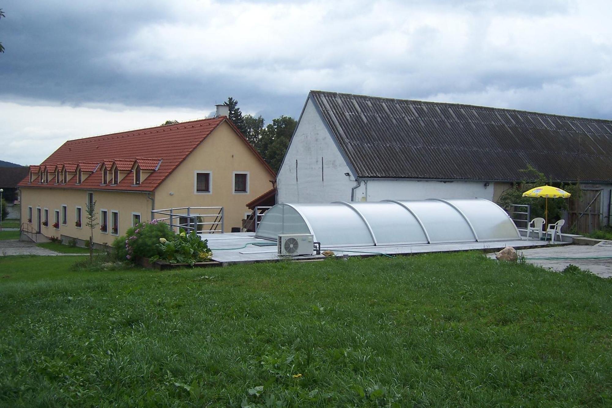 Penzion U Krumlova Srnín エクステリア 写真